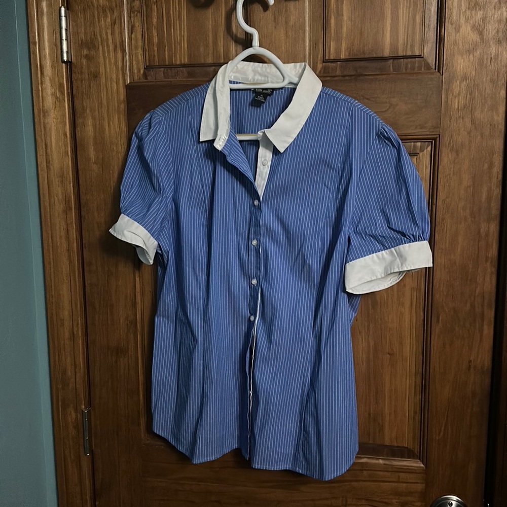 Button up 🌀 - Picture 1 of 4